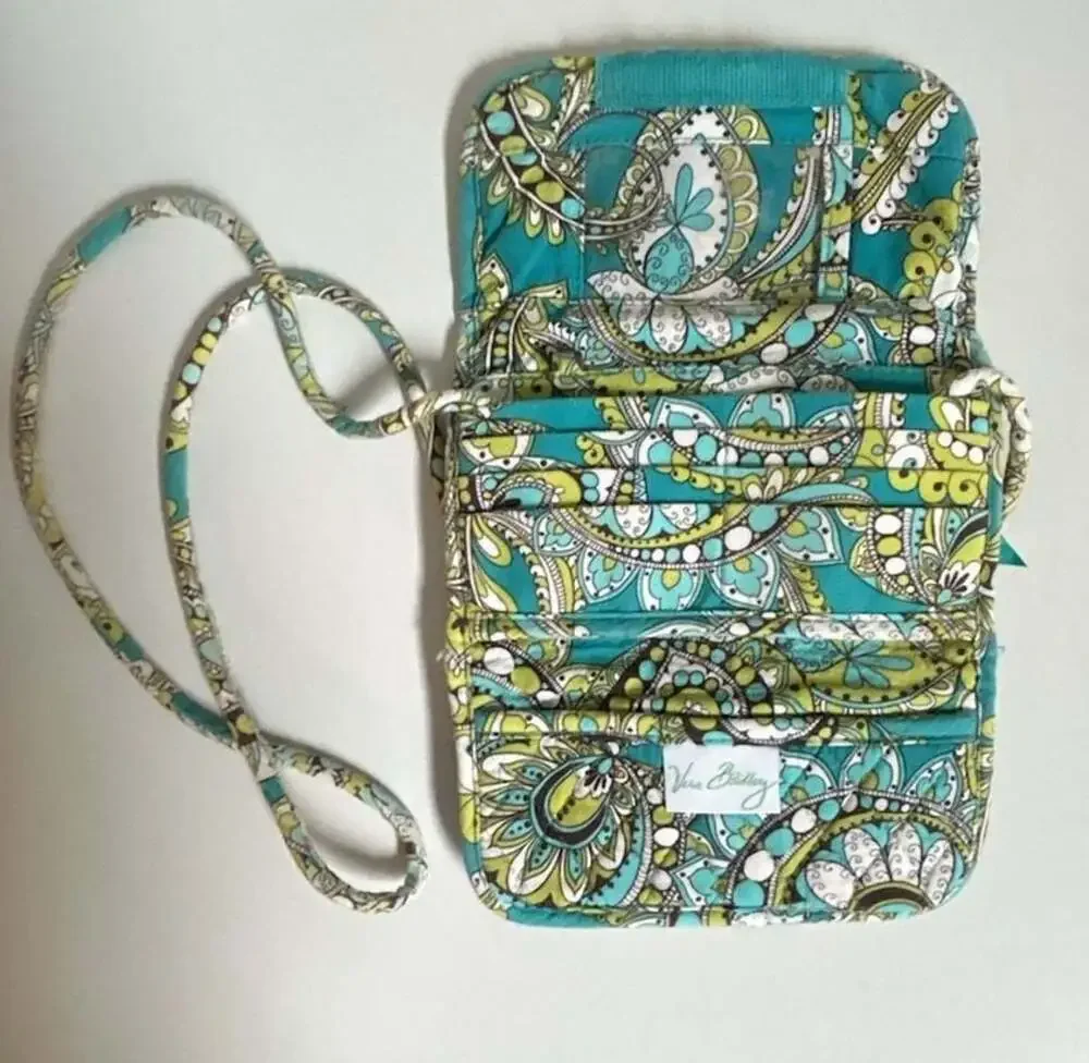 Vera Bradley retired peacock print wallet